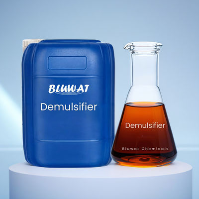 comprare Demulsificatore di olio idrico Trattamento dell'olio idrico Olio chimico industriale Demulsificatore di olio fabbricazione online