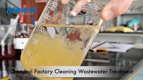 comprare 1327 41 un cloruro di 9 poliallumini nella prova chimica del barattolo di trattamento delle acque reflue di pulizia della fabbrica fabbricazione online